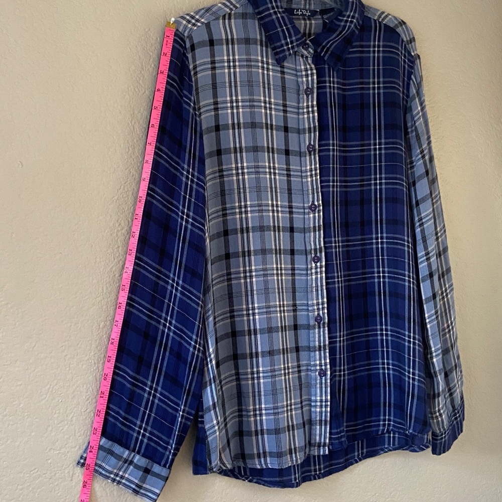 Women's Life Style Mixed Blue Plaid Button-Down Shirt, size XL - Picture 7 of 13